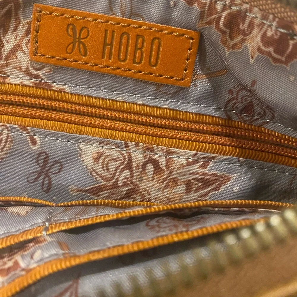 HOBO Tan Leather Wristlet - Picture 3 of 4